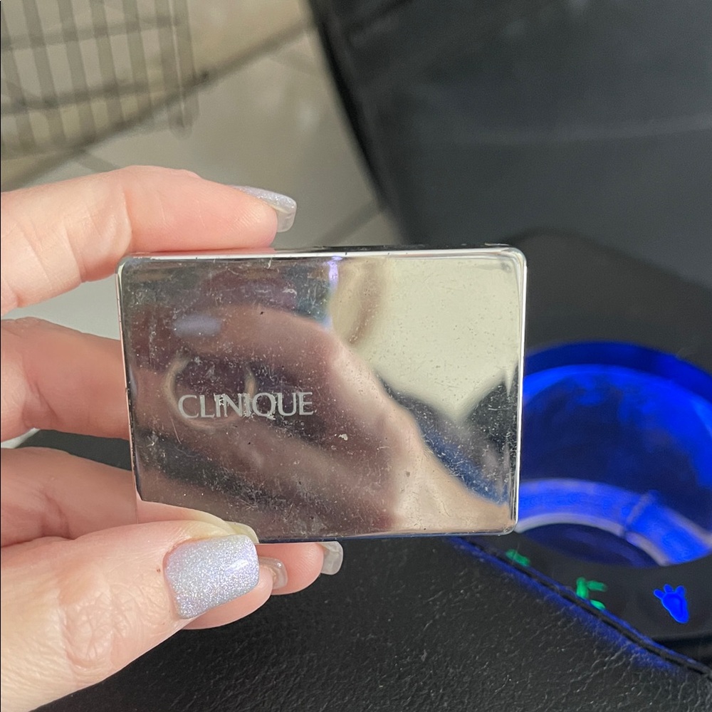 Clinique Shiny Silver Compact